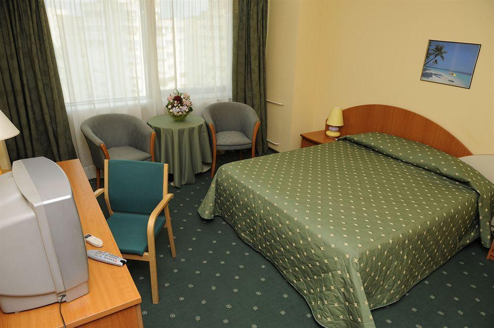 Hotel Millenium Constanţa Extérieur photo