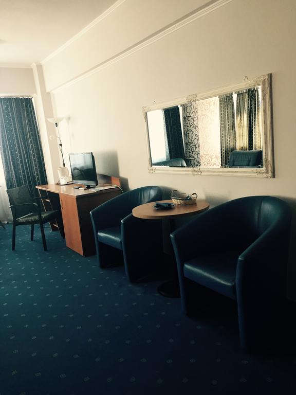 Hotel Millenium Constanţa Extérieur photo