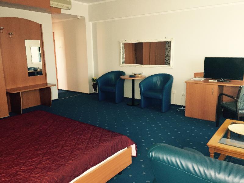 Hotel Millenium Constanţa Extérieur photo